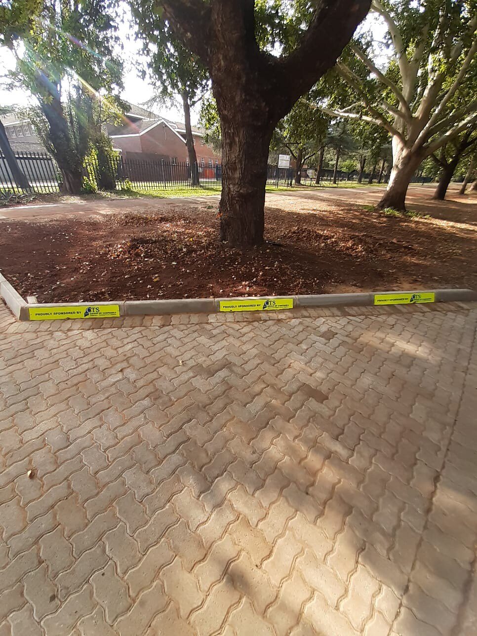 e72ed74f-5911-4c6e-8f78-25b77d124af4 2